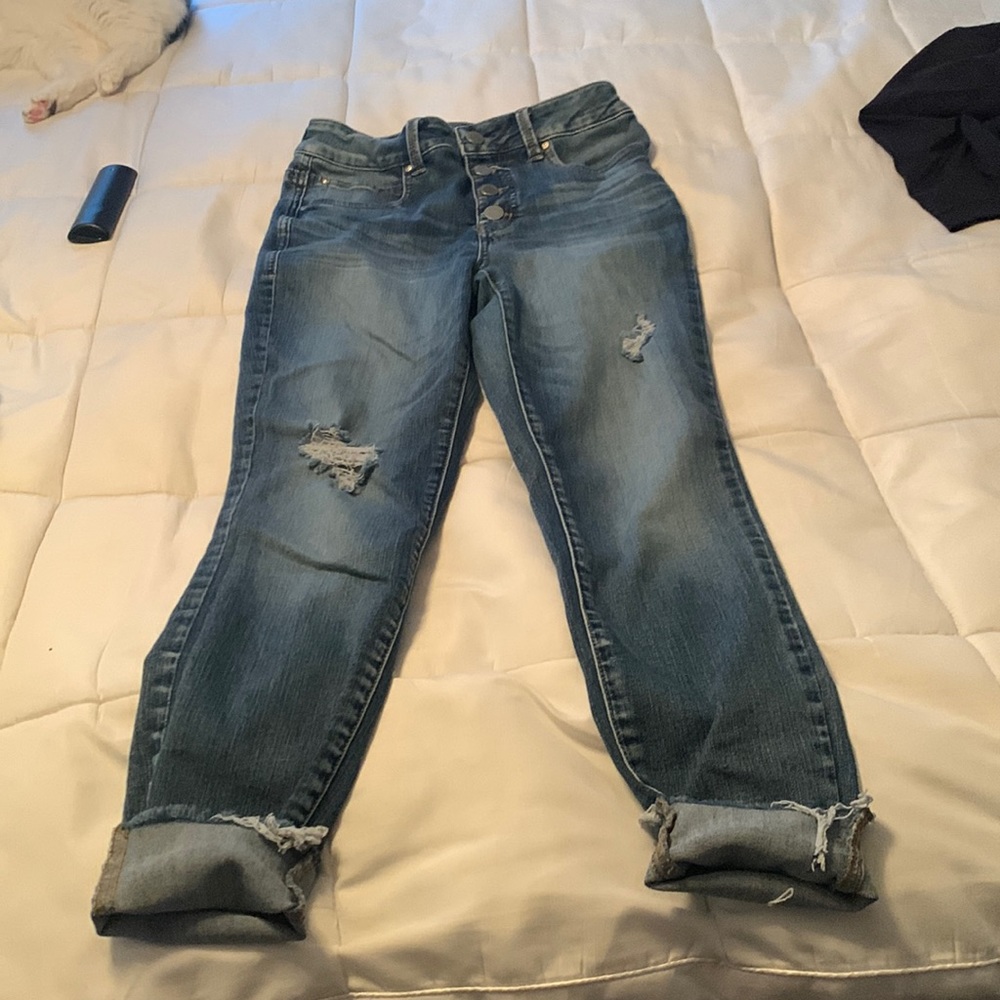 Maurices’ size 4 jeans ‼️real pockets‼️